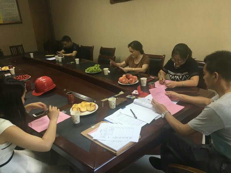 2017年7月1日黨員會(huì)議《會(huì)議主題：一、學(xué)習(xí)廖俊波找差距、抓落實(shí)主題組織生活會(huì)。二、學(xué)習(xí)袁毅同志在學(xué)習(xí)廖俊波同志先進(jìn)事跡座談會(huì)上的講話。三、劉云山在福建調(diào)研時(shí)強(qiáng)調(diào)學(xué)習(xí)弘揚(yáng)廖俊波同志崇高精神在為民實(shí)干中發(fā)揮先鋒模范作用的文章。》